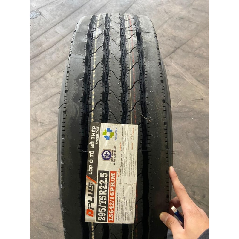 Tire 295/75R22.5 Dplus LS642 Steer 16 Ply - Image 3